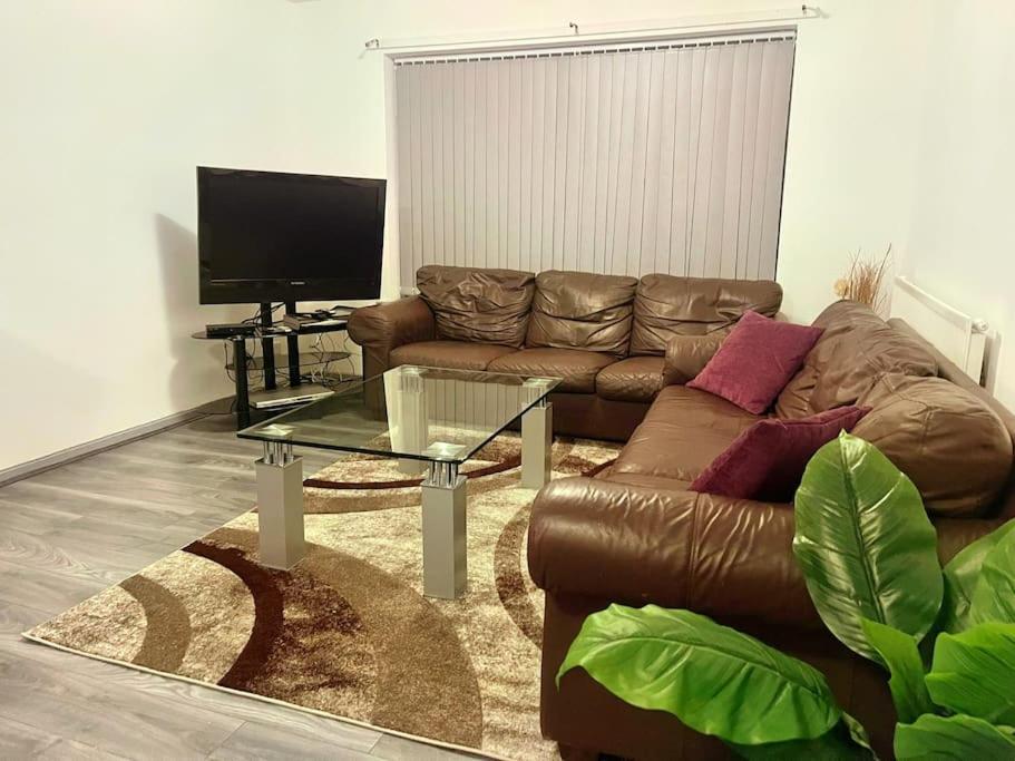 Lovely 3 Bed Ground Floor Apartment Near Qe Hospital Harborne Birmingham New Zewnętrze zdjęcie
