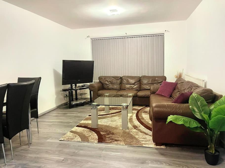 Lovely 3 Bed Ground Floor Apartment Near Qe Hospital Harborne Birmingham New Zewnętrze zdjęcie
