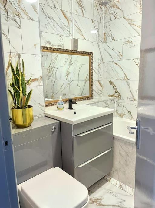 Lovely 3 Bed Ground Floor Apartment Near Qe Hospital Harborne Birmingham New Zewnętrze zdjęcie