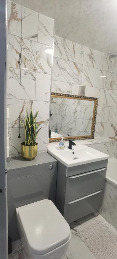 Lovely 3 Bed Ground Floor Apartment Near Qe Hospital Harborne Birmingham New Zewnętrze zdjęcie